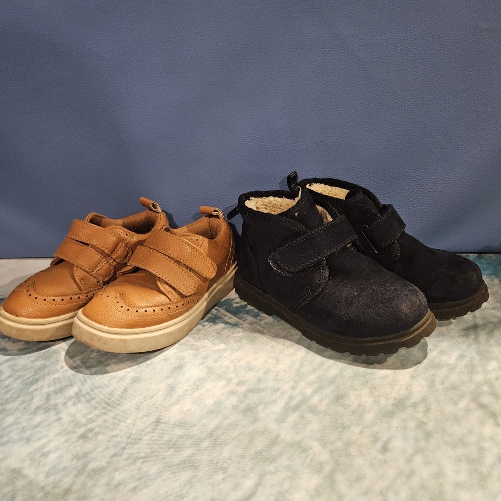 Toddler Boys Shoes 2 Pairs Size 8 Brown Wingtip Sneakers Navy Fleece Lined Boots